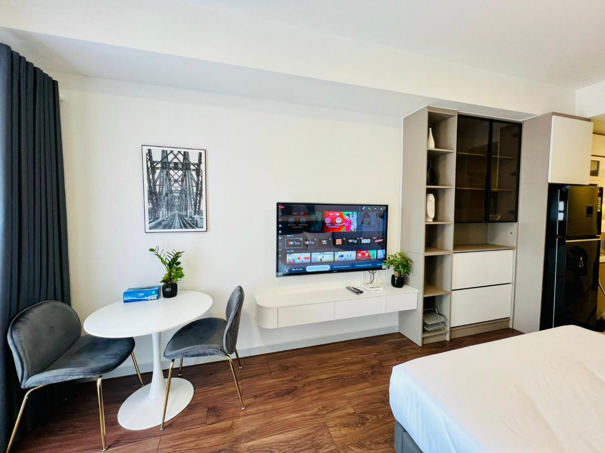 Soho - Good Price - Good Service Ho Chi Minh City